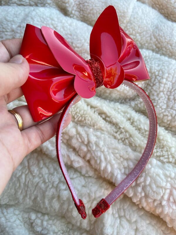 Tiara Laço em Pé Vermelho