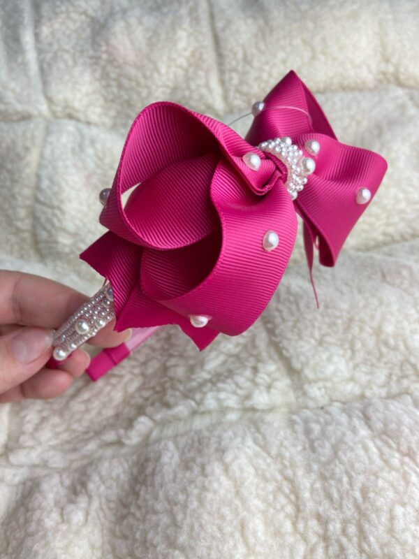 Tiara Rosa com pérolas