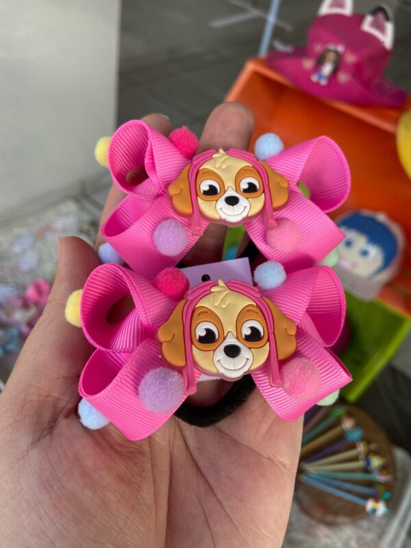 Par de Laços Rosa com Aplique da Skye
