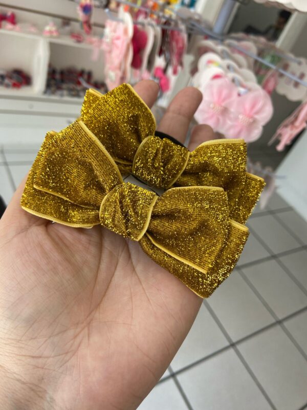 Par de Laço Dourado com Rabicó