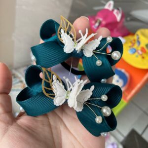 Par de Laços Verde com Aplique de Borboleta