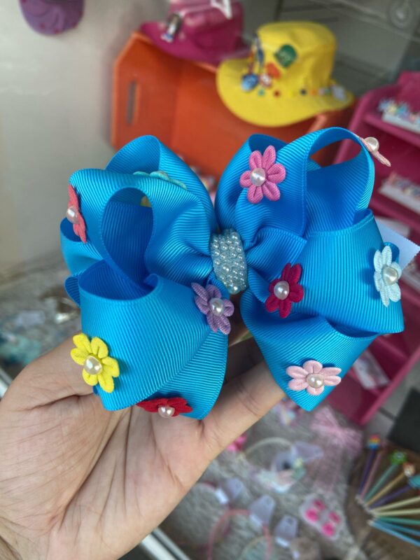 Laço Azul com Flor
