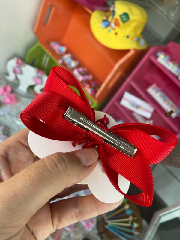 Laço médio vermelho com borboletas - Imagem 2
