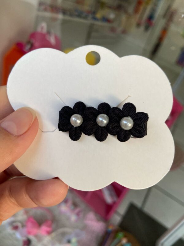 Mini Grampo Flor Preto