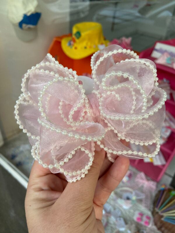 Laço Infantil Rosa com Borda de Pérola.