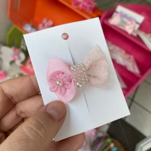 Mini Laço Rosa com Pérola