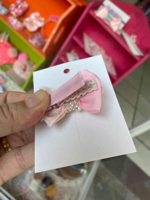 Mini Laço Rosa com Pérola