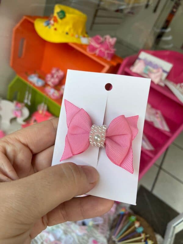 Mini Laço Rosa com Pérola