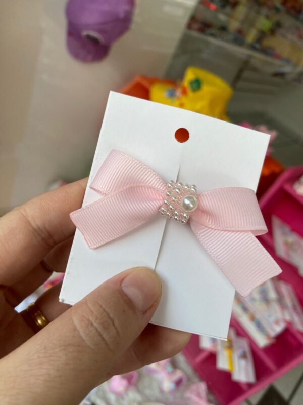 Mini Laço Rosa com Pérola