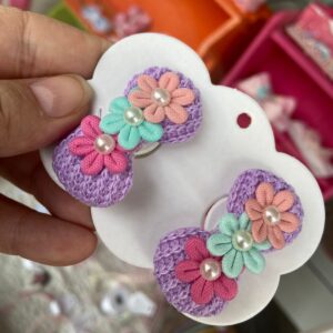 Mini Par de Laço Lilás com Flores.