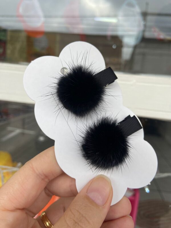 Mini Par com Pompom Preto