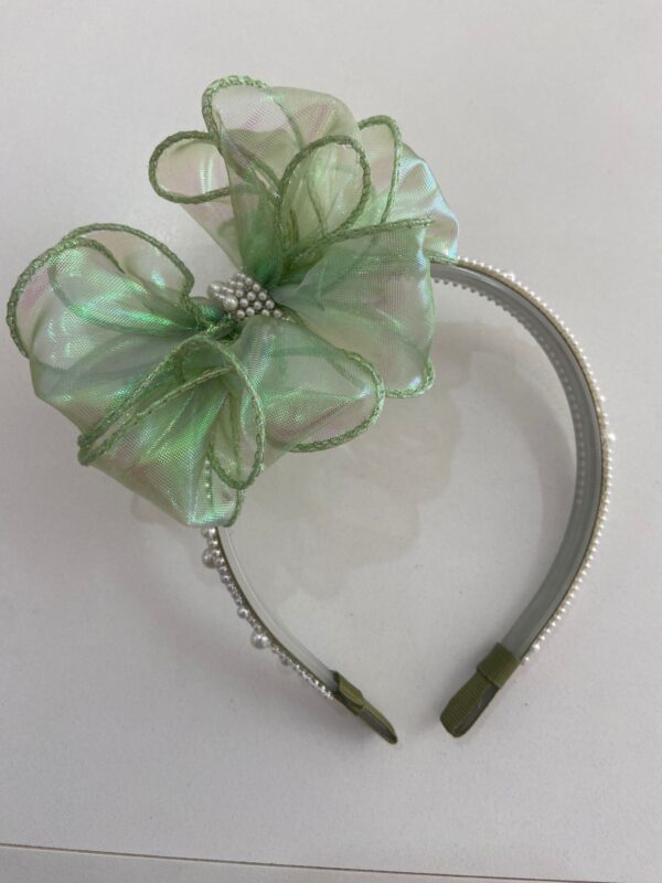 Tiara de Organza com Laço Volumoso Verde
