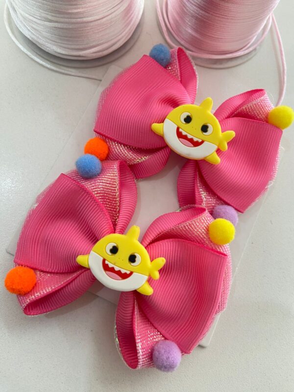 Par de Laço Rosa Baby Shark