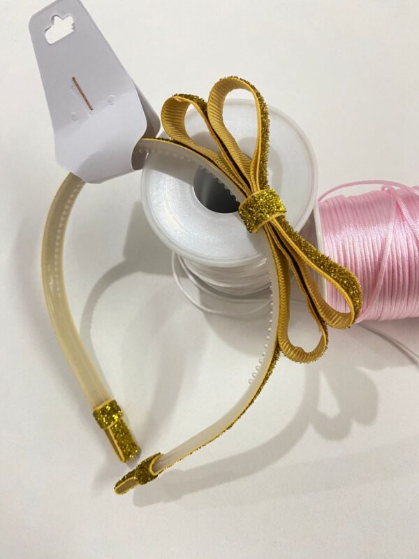 Tiara com Laço Dourado - Brilho