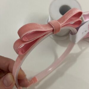 Tiara com Laço Salmão- Veludo
