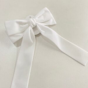 Laço Branco com Pontas