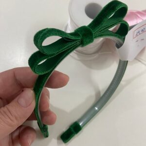 Tiara com Laço Preto - Veludo