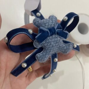 Tiara com Laço Azul Com Urso - Veludo