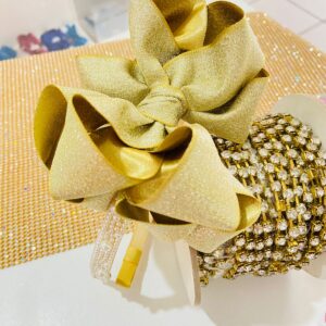 Tiara Laço Volumoso Dourado